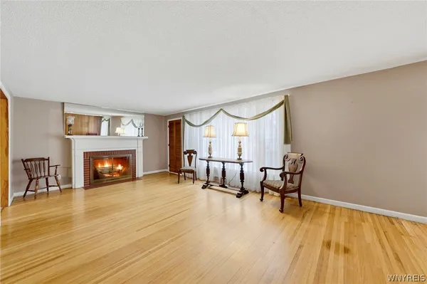 $399,900 | 4839 Crestwood Drive, Hamburg, NY 14075