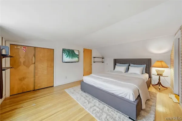 $399,900 | 4839 Crestwood Drive, Hamburg, NY 14075