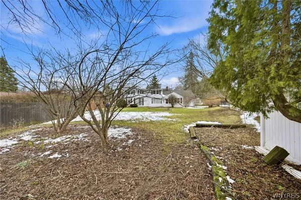 $399,900 | 4839 Crestwood Drive, Hamburg, NY 14075