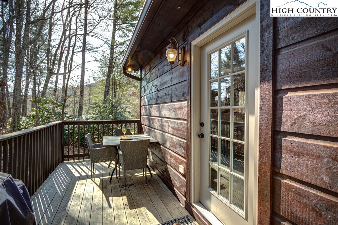 256 Holiday Hills Drive Boone, NC 28607 - Photo 5 of 34 a view of balcony with furniture