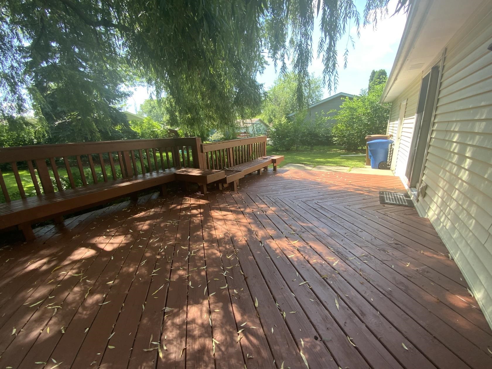 1129 Alva Street Menasha, WI 54952 - Photo 10 of 33