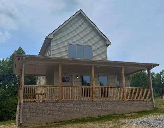 $309,900 | 176 Redbird Lane, Lafayette, TN 37083