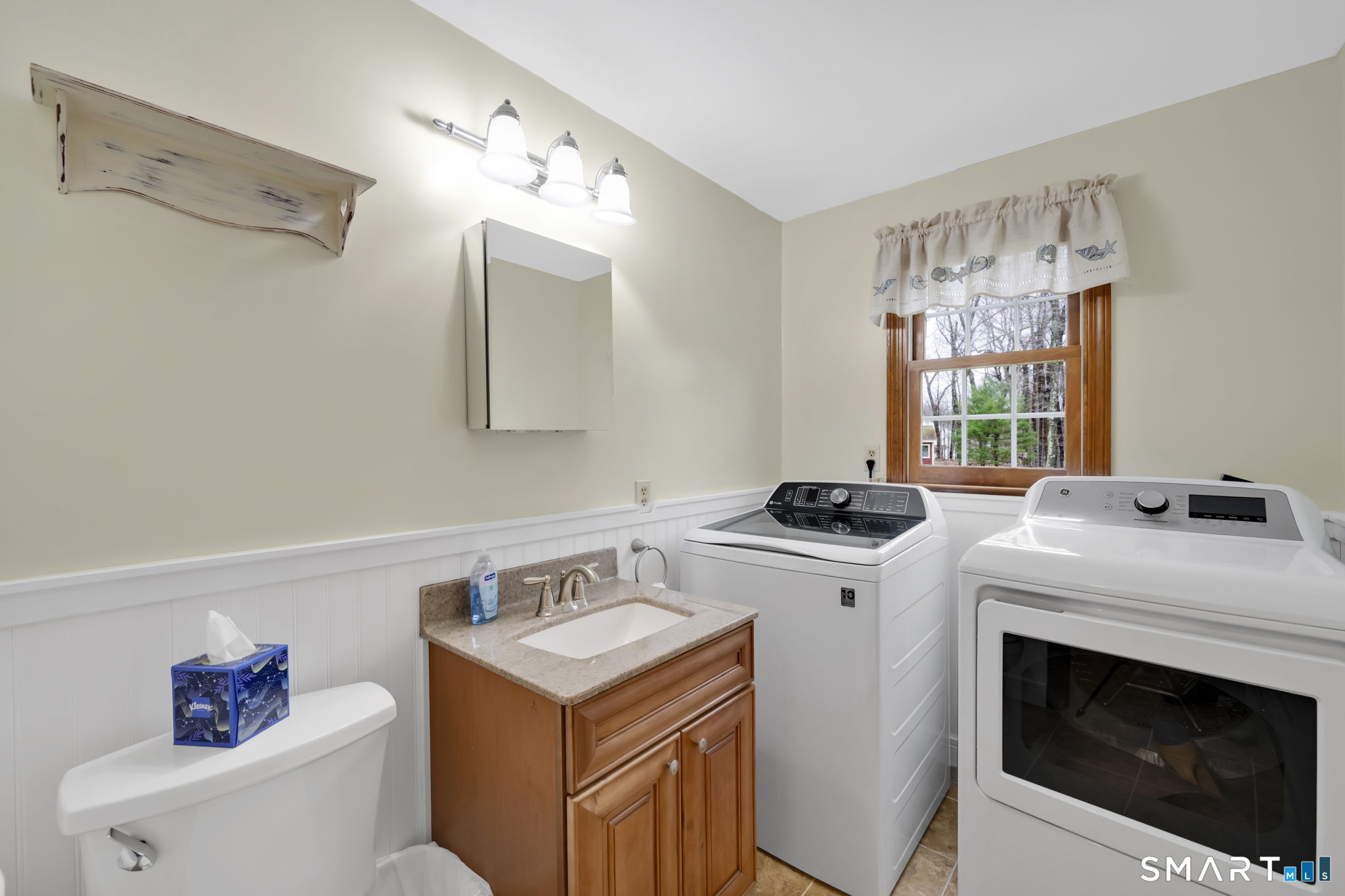 46 Riverside Drive South Windsor, CT 06074 - Photo 14 of 32