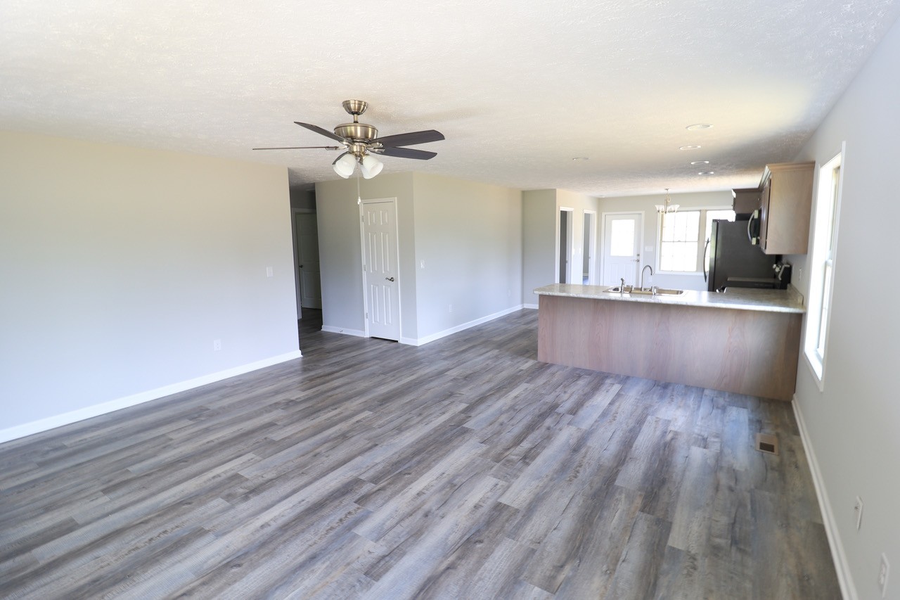 116 Rutledge Falls Road Tullahoma, TN 37388 - Photo 3 of 10 Gallery Image 3