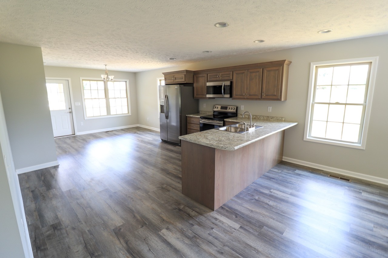 116 Rutledge Falls Road Tullahoma, TN 37388 - Photo 4 of 10 Gallery Image 4