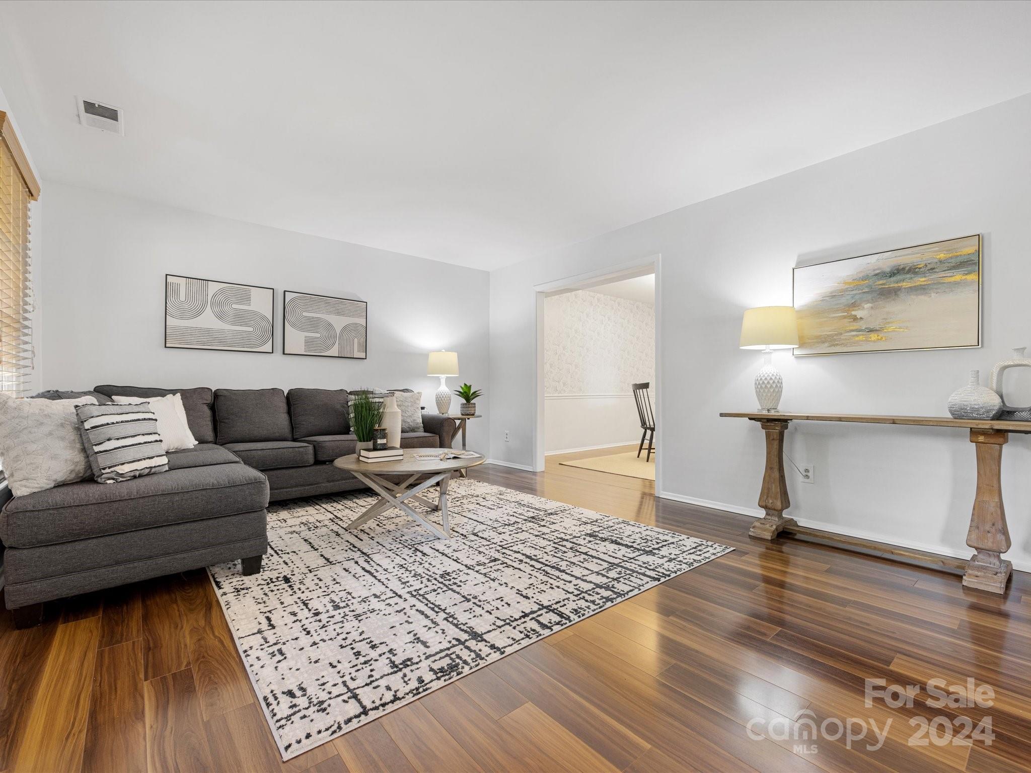 6804 Thermal Road Charlotte, NC 28211 - Photo 5 of 27 Gallery Image 5
