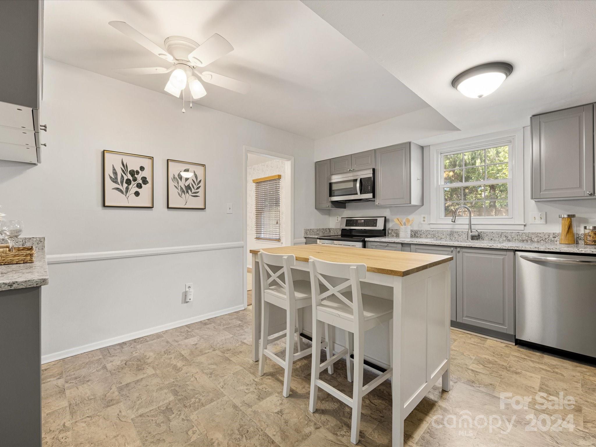 6804 Thermal Road Charlotte, NC 28211 - Photo 7 of 27 Gallery Image 7
