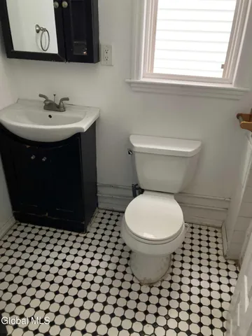 $199,900 | 73 Eagle Street, Troy, NY 12180