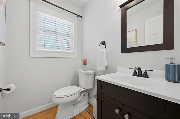 $450,000 | 107 Lake Shore Drive, Cross Junction, VA 22625