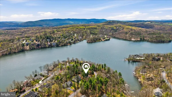 $450,000 | 107 Lake Shore Drive, Cross Junction, VA 22625