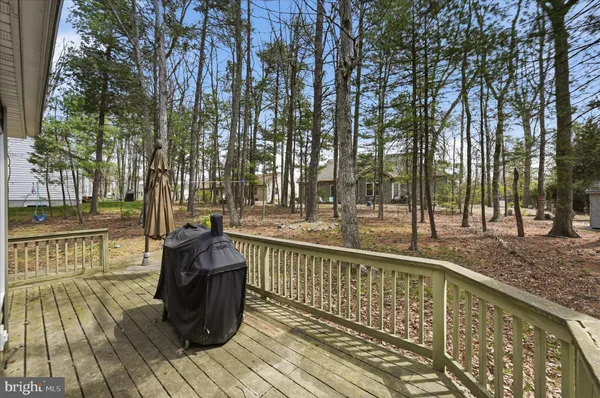 $450,000 | 107 Lake Shore Drive, Cross Junction, VA 22625