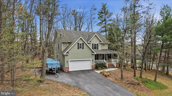 $450,000 | 107 Lake Shore Drive, Cross Junction, VA 22625