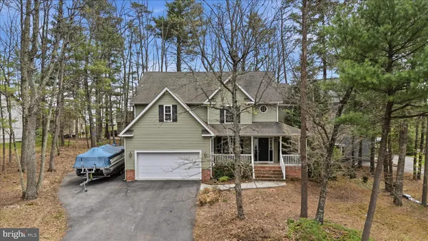 $450,000 | 107 Lake Shore Drive, Cross Junction, VA 22625