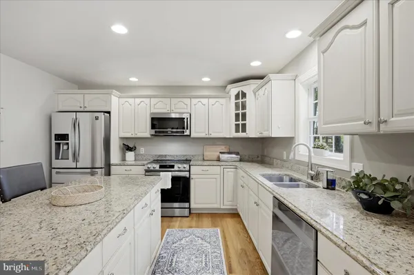 $450,000 | 107 Lake Shore Drive, Cross Junction, VA 22625