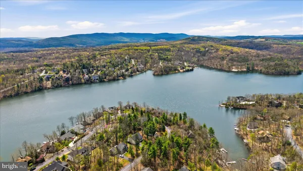 $450,000 | 107 Lake Shore Drive, Cross Junction, VA 22625