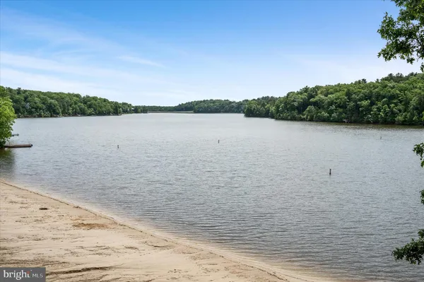 $450,000 | 107 Lake Shore Drive, Cross Junction, VA 22625