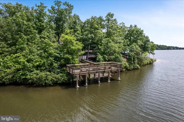 $450,000 | 107 Lake Shore Drive, Cross Junction, VA 22625