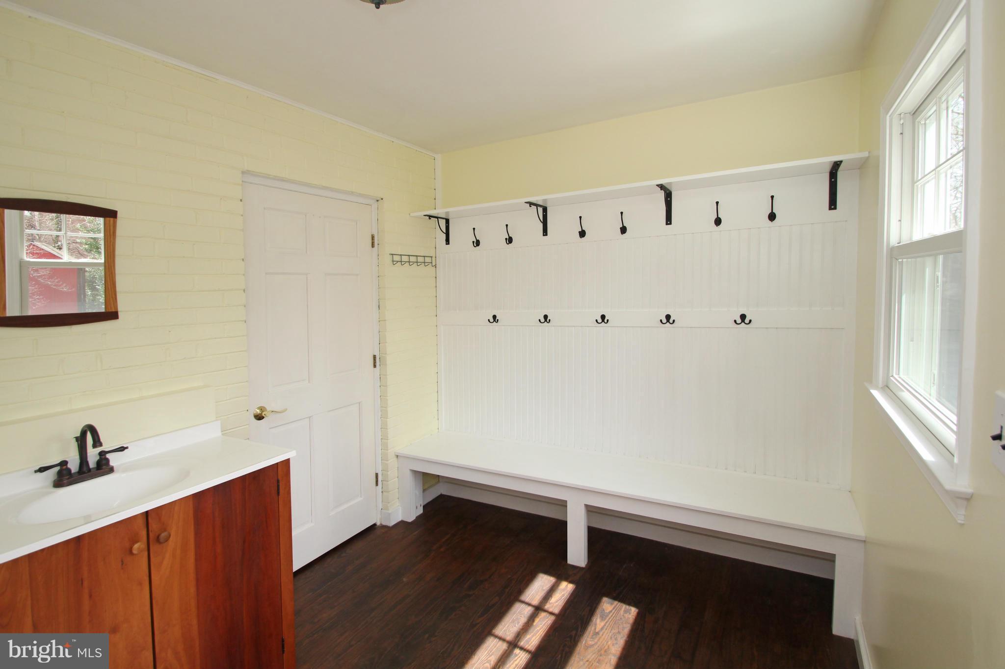 522 Ashford Road Silver Spring, MD 20910 - Photo 15 of 29 Mudroom