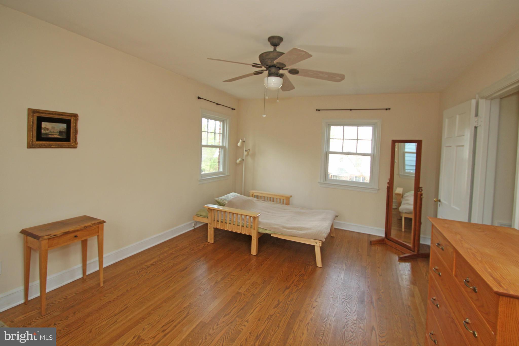 522 Ashford Road Silver Spring, MD 20910 - Photo 17 of 29 Bedroom (Master)