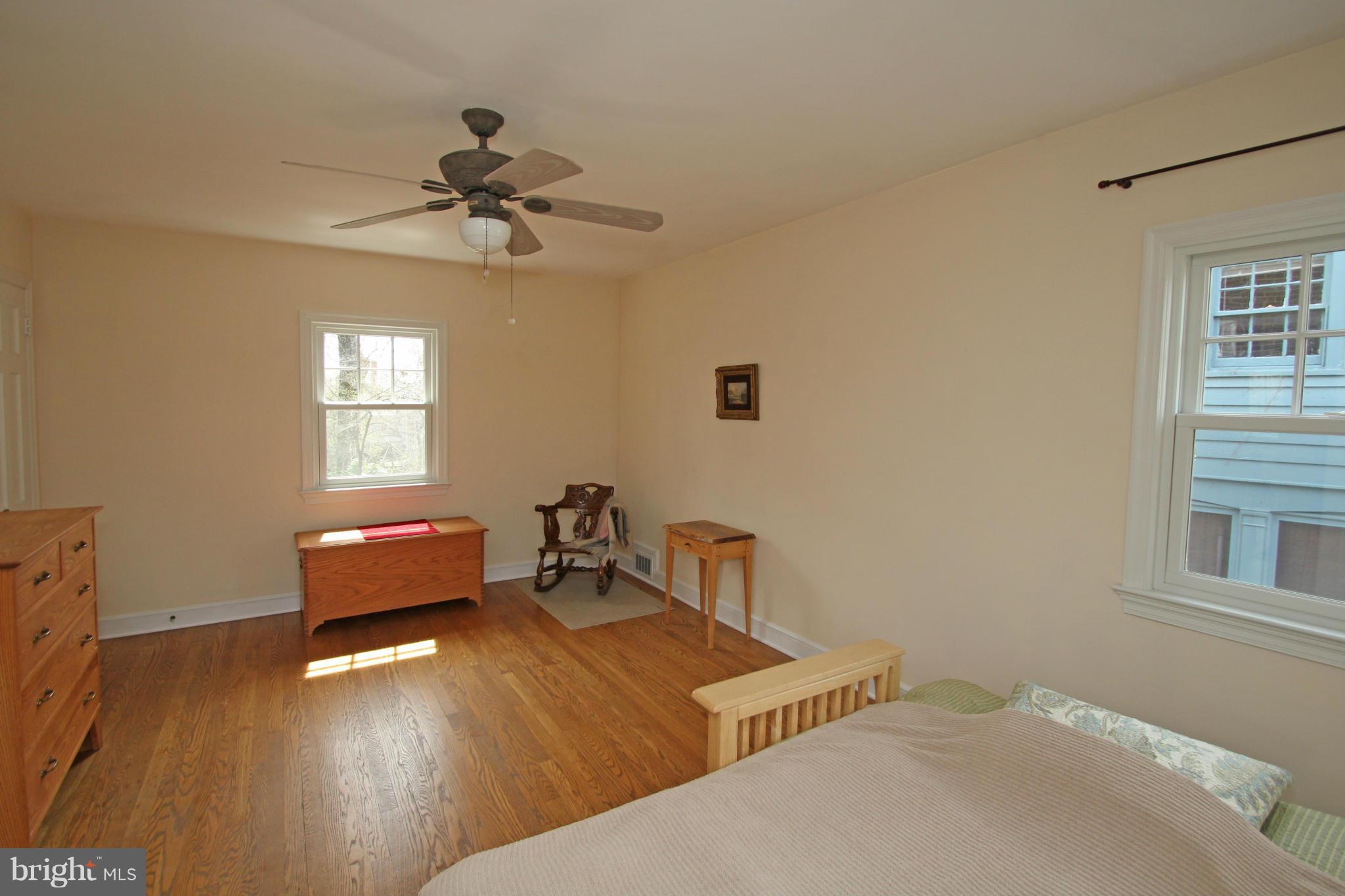522 Ashford Road Silver Spring, MD 20910 - Photo 18 of 29 Bedroom (Master)