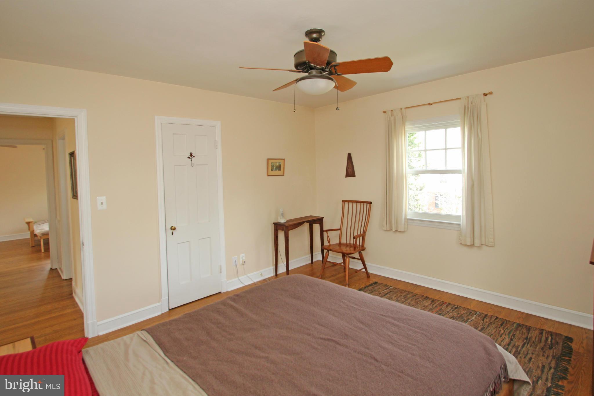 522 Ashford Road Silver Spring, MD 20910 - Photo 20 of 29 Bedroom #2