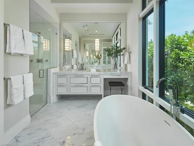 $12,499,000 | 595 16th Avenue South, Naples, FL 34102