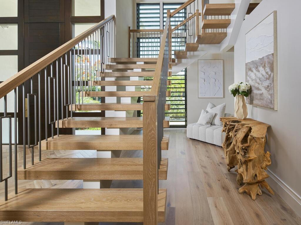 595 16th Avenue South Naples, FL 34102 - Photo 22 of 48