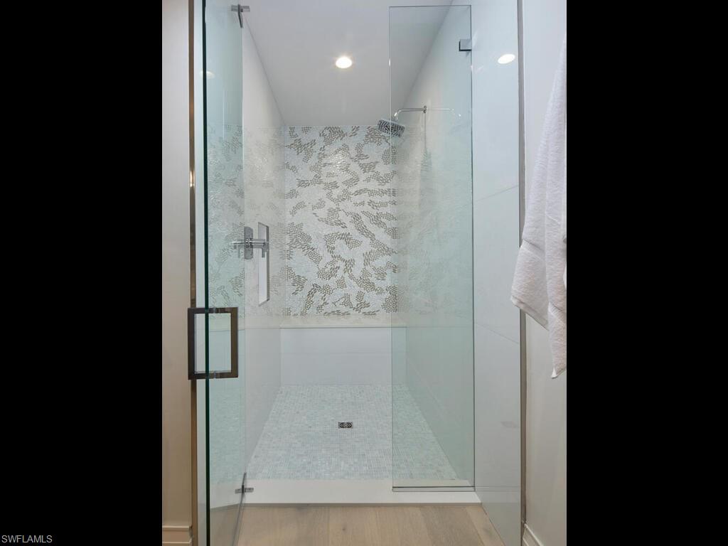 595 16th Avenue South Naples, FL 34102 - Photo 29 of 48