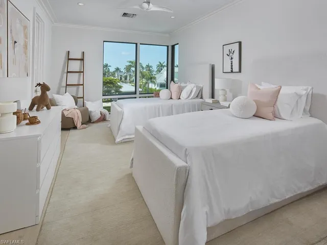 $12,499,000 | 595 16th Avenue South, Naples, FL 34102