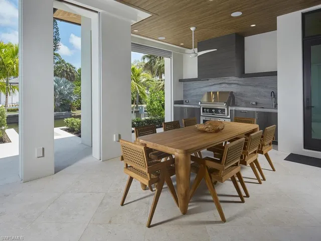 $12,499,000 | 595 16th Avenue South, Naples, FL 34102