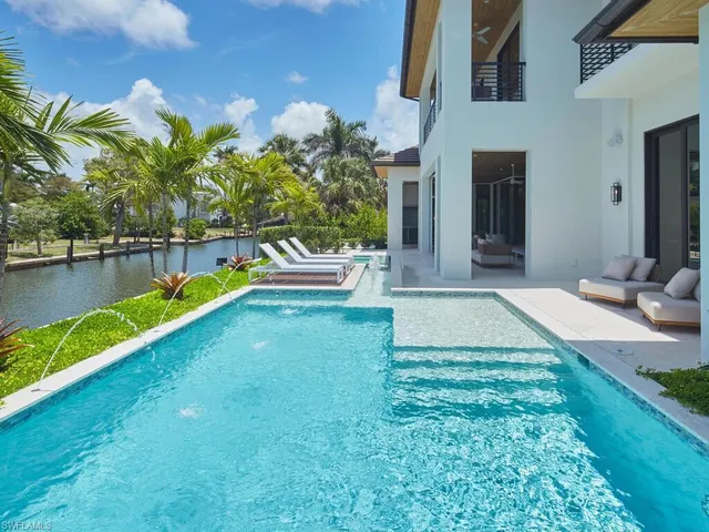 $12,499,000 | 595 16th Avenue South, Naples, FL 34102