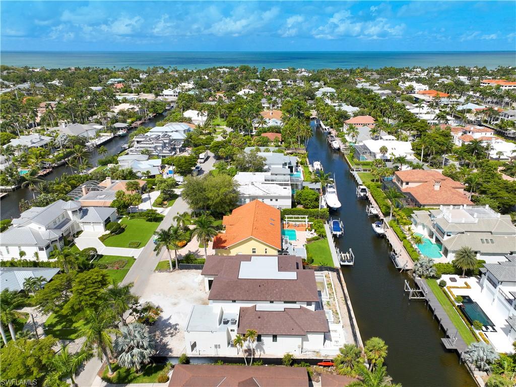 595 16th Avenue South Naples, FL 34102 - Photo 45 of 48