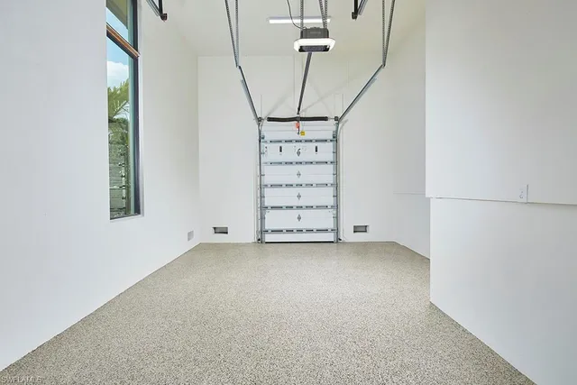 $12,499,000 | 595 16th Avenue South, Naples, FL 34102