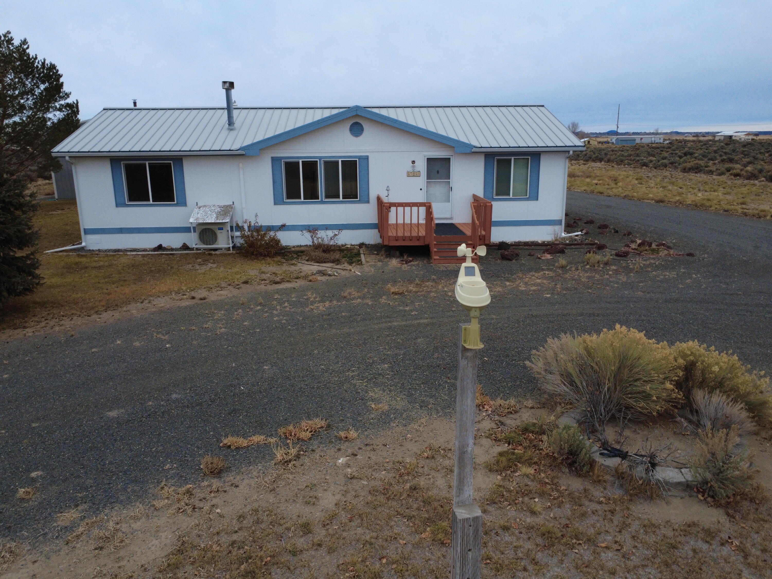 57251 Bark Loop Christmas Valley, OR 97641 - Photo 18 of 41 11 (10)