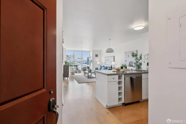 $695,000 | 1483 Sutter Street, Unit 710, San Francisco, CA 94109