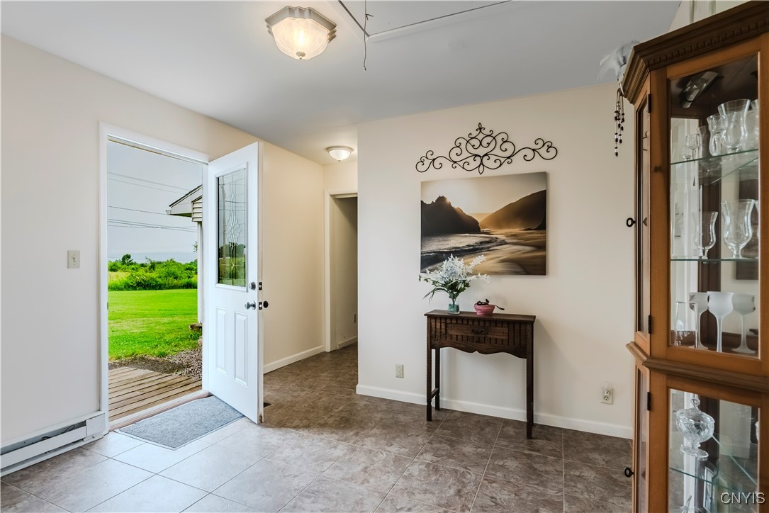 5921 Edic Road Marcy, NY 13403 - Photo 17 of 50 Front entry