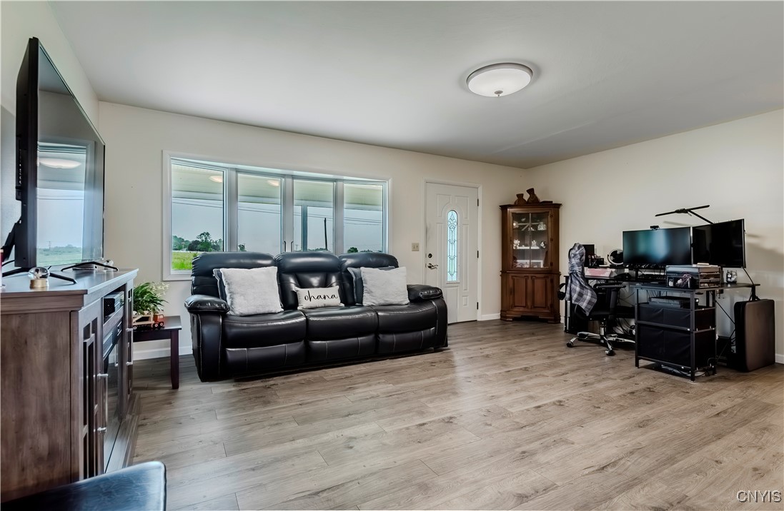 5921 Edic Road Marcy, NY 13403 - Photo 33 of 50 living room