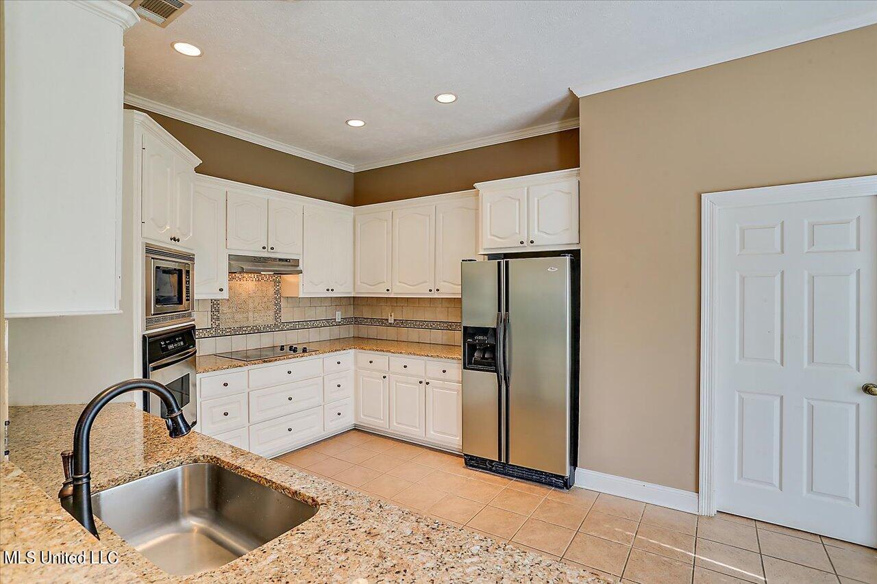 121 River Ridge Court Pearl, MS 39208 - Photo 8 of 26 08-121 River Ridge Ct