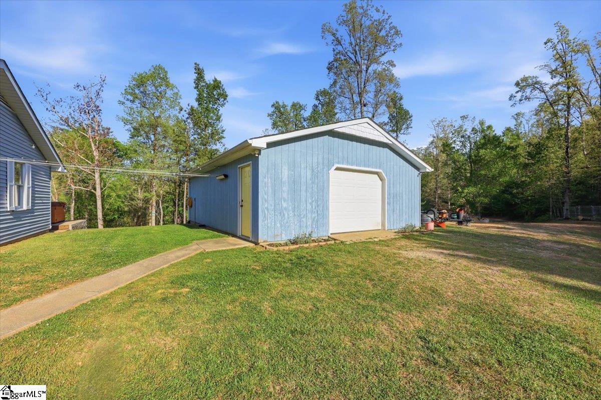 1318 Earls Bridge Road Easley, SC 29640 - Photo 39 of 48