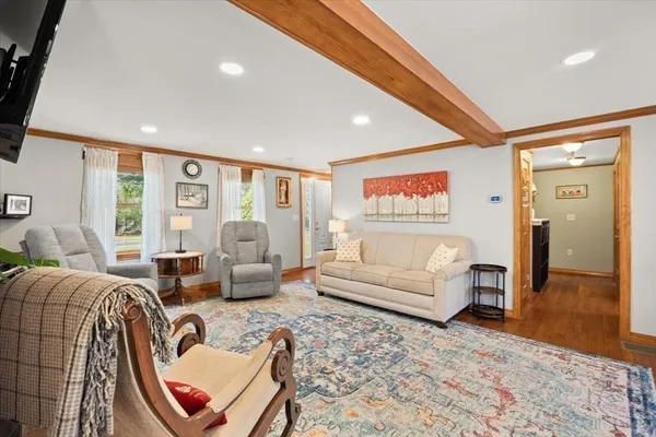 $545,000 | 141 County Road, Plympton, MA 02367