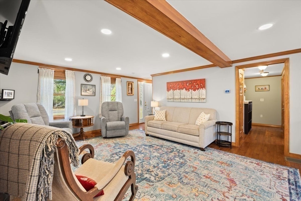 141 County Road Plympton, MA 02367 - Photo 11 of 42