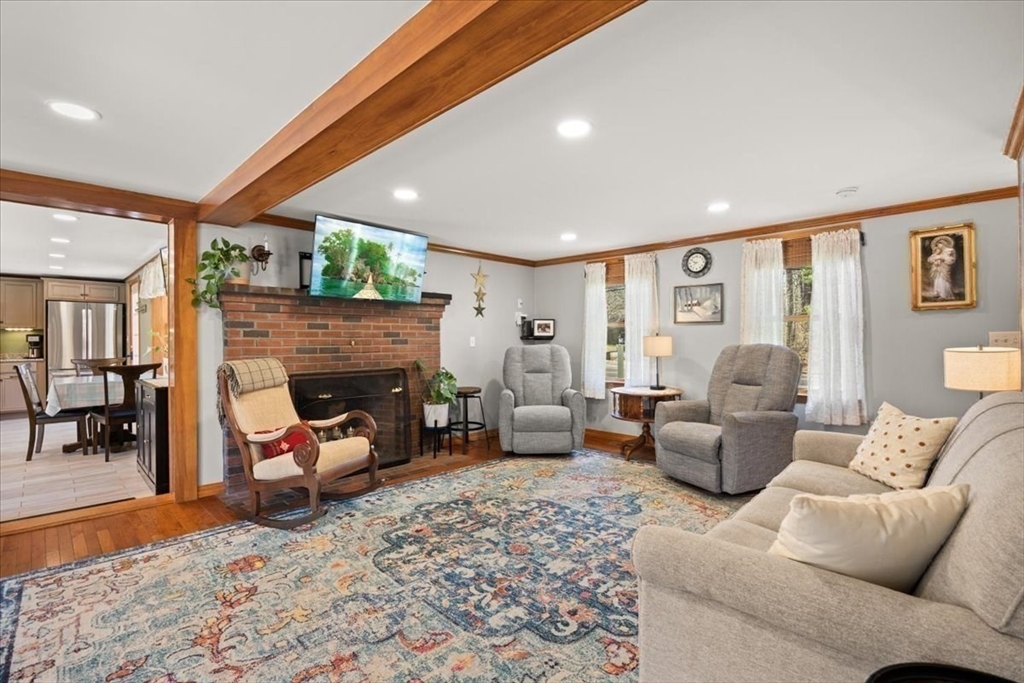 141 County Road Plympton, MA 02367 - Photo 12 of 42