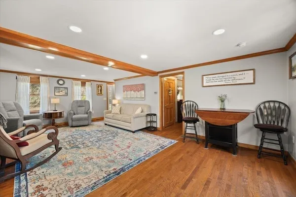 $545,000 | 141 County Road, Plympton, MA 02367