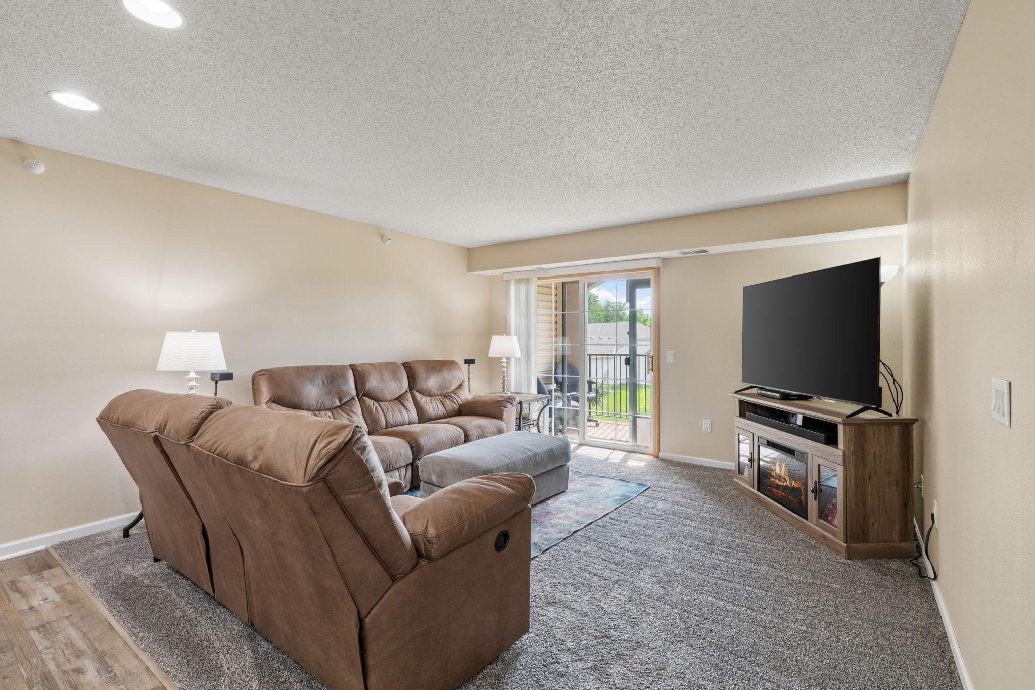 15631 Linnet Street Northwest, Unit 3202 Andover, MN 55304 - Photo 8 of 23