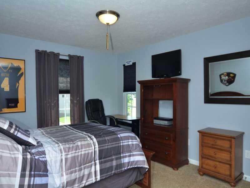 206 Long Ridge Drive Coraopolis, PA 15108 - Photo 15 of 21 Gallery Image 15