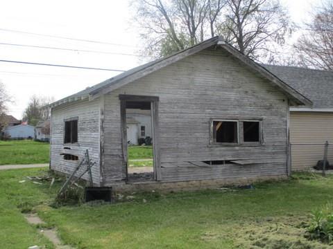2130 Main Street Anderson, IN 46016 - Photo 2 of 24 Gallery Image 2