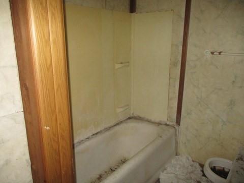 2130 Main Street Anderson, IN 46016 - Photo 17 of 24 Gallery Image 17