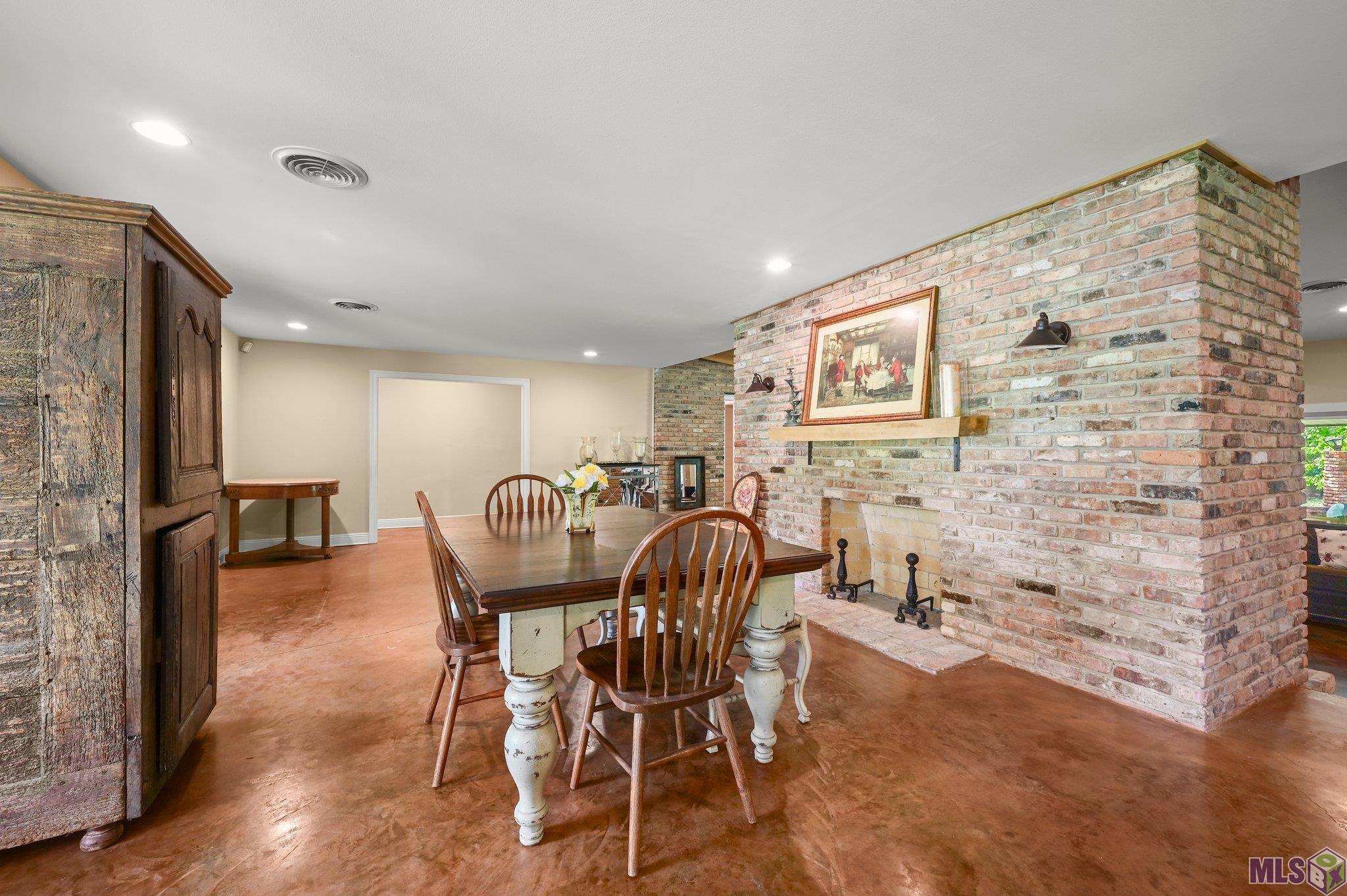 12024 Lovett Road Central, LA 70818 - Photo 14 of 38