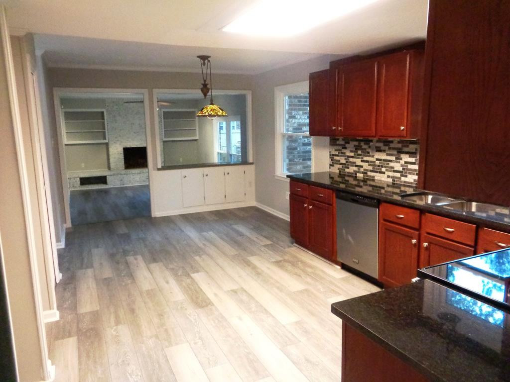 2922 Sussex Road Augusta, GA 30909 - Photo 10 of 21 KITCHEN TO DEN VIEW