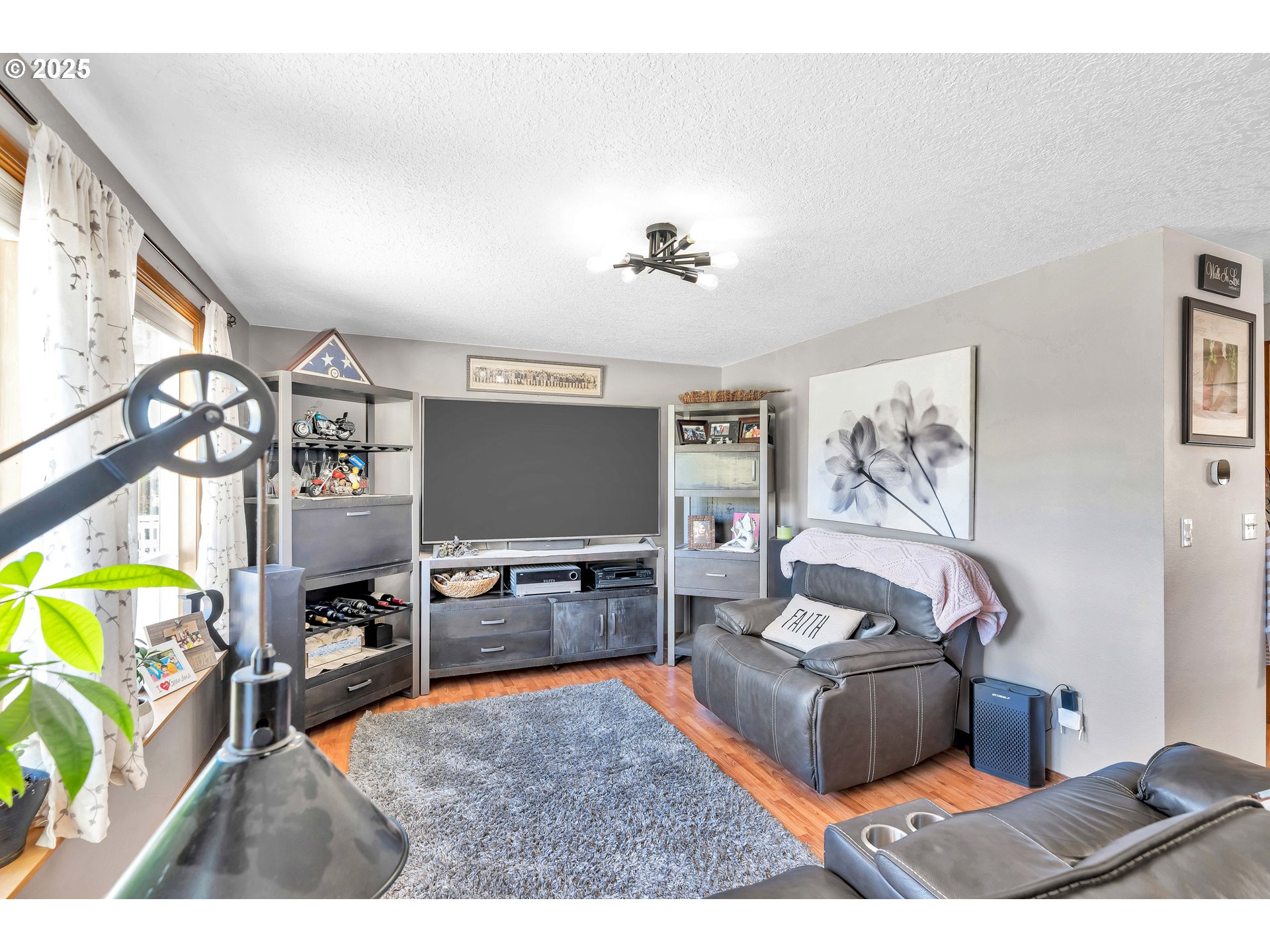 128 North 31st Avenue Cornelius, OR 97113 - Photo 12 of 38